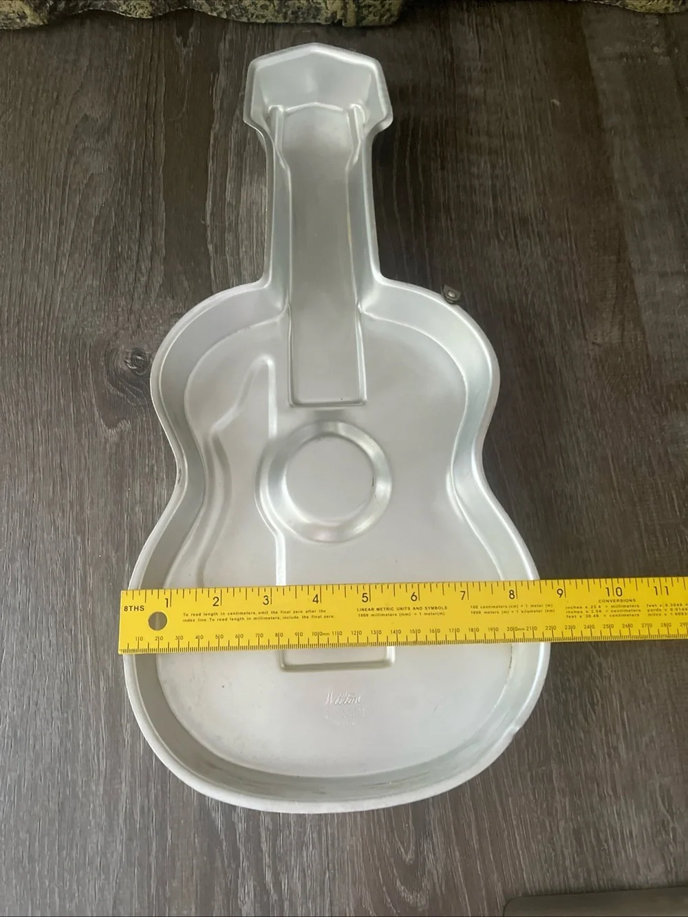 Wilton Silver Guitar Cake Pan